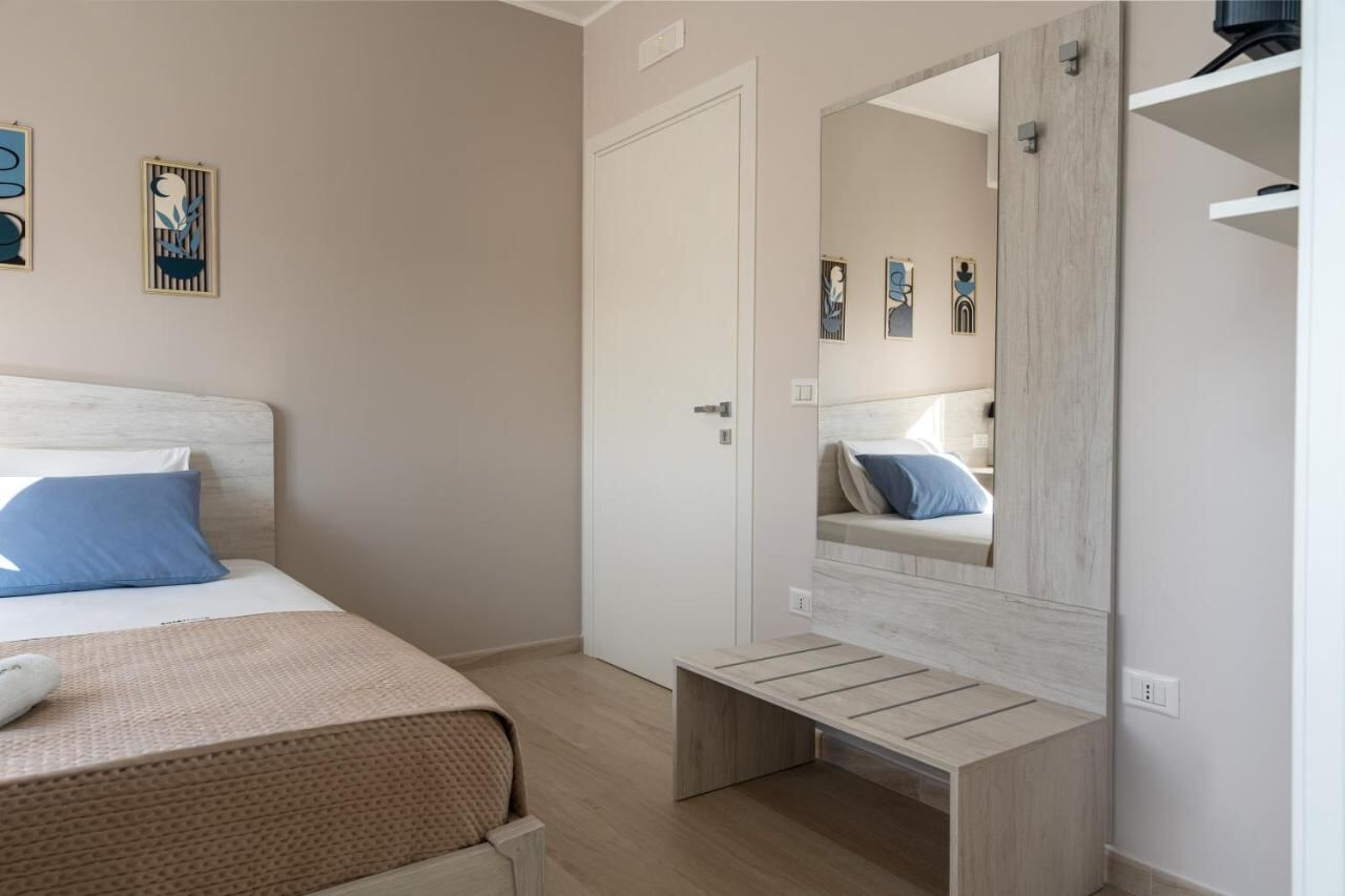 Suite 2